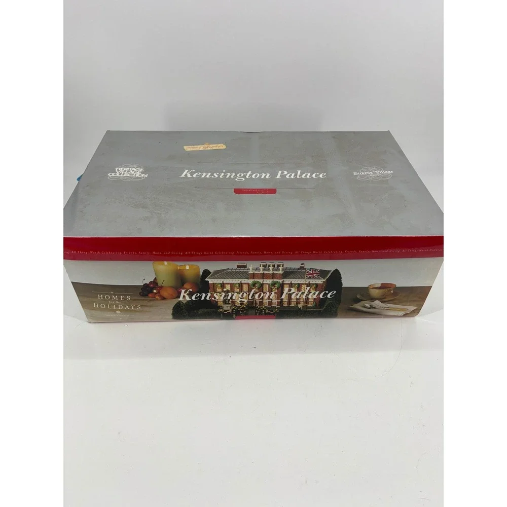 Dept 56 Kensington Palace Dickens Village Series 1998 Special Edition Red House‎